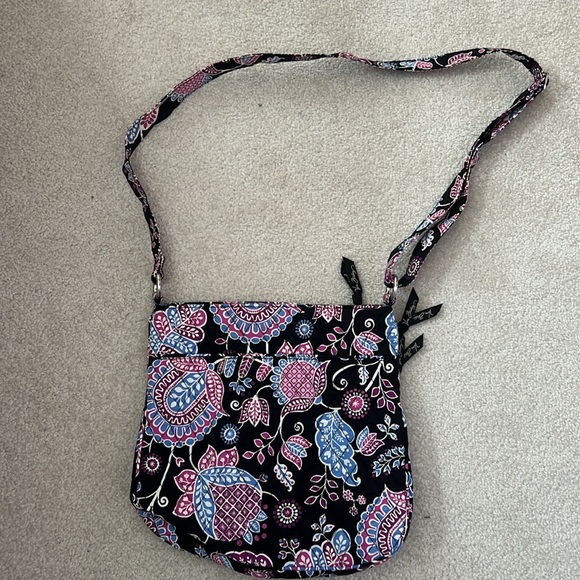 Vera Bradley Crossbody Purse- Large - Picture 2 of 2